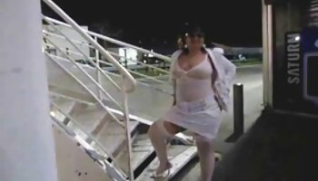 Esposa italiana Sabrina Ice faz touro negro Creampie ela na frente do videos de sexo amador antigos corno