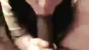 Masturbação hardcore insana por videos pono antigos adolescente com aparência de inocente