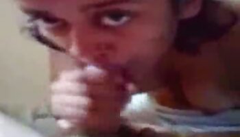 MARISKAX Vadia suja Olga Love videos antigos de sexo chupa pau como uma profissional
